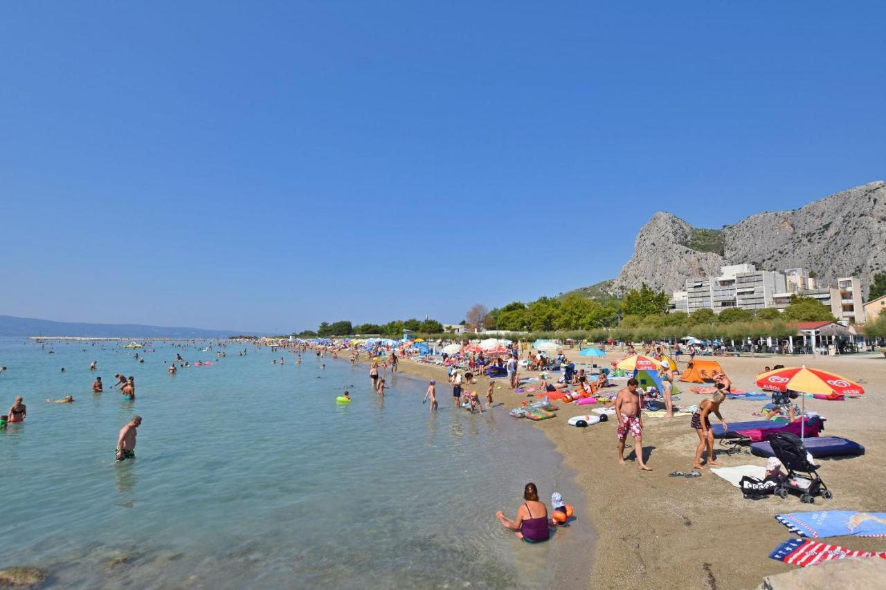 Apartment Petea Omiš Eksteriør bilde